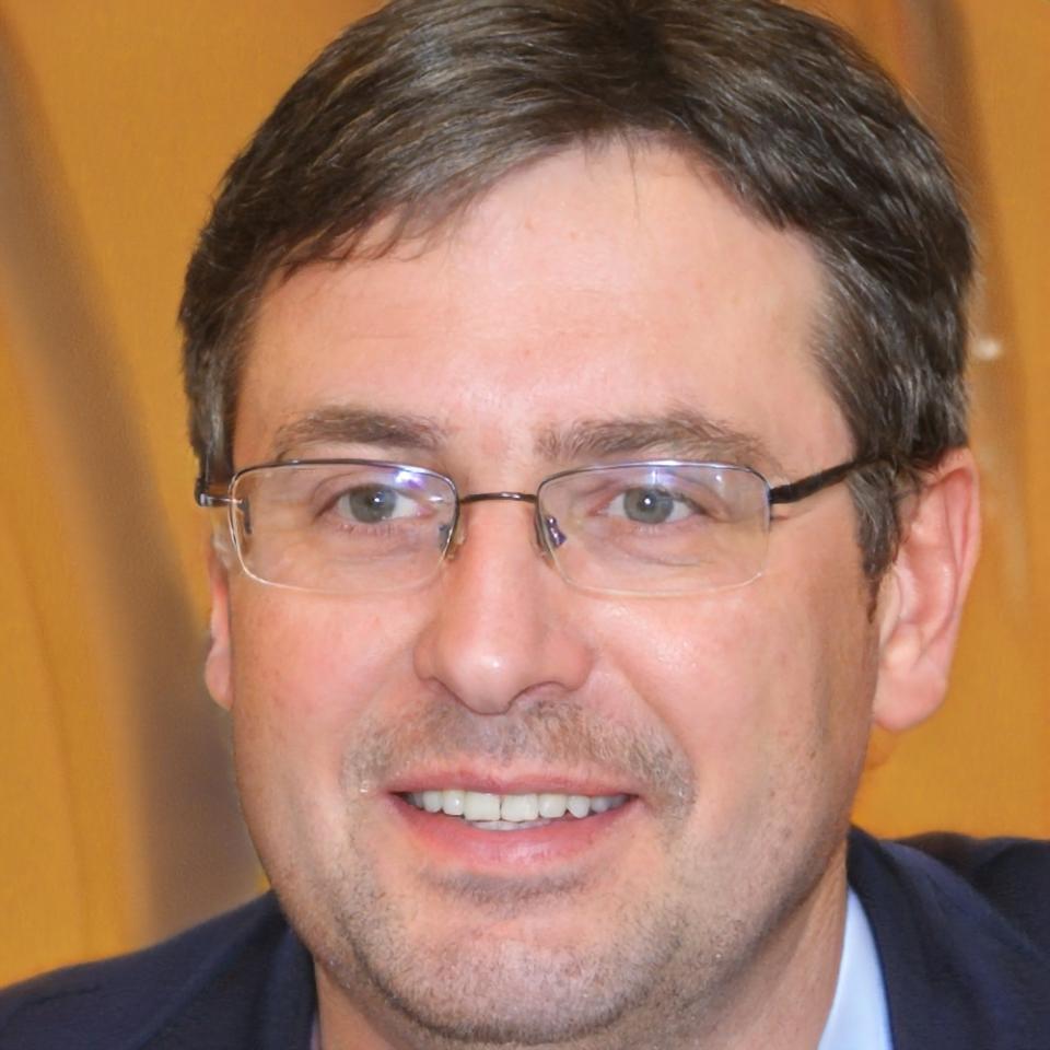 Retrato de estudiante satisfecho del programa